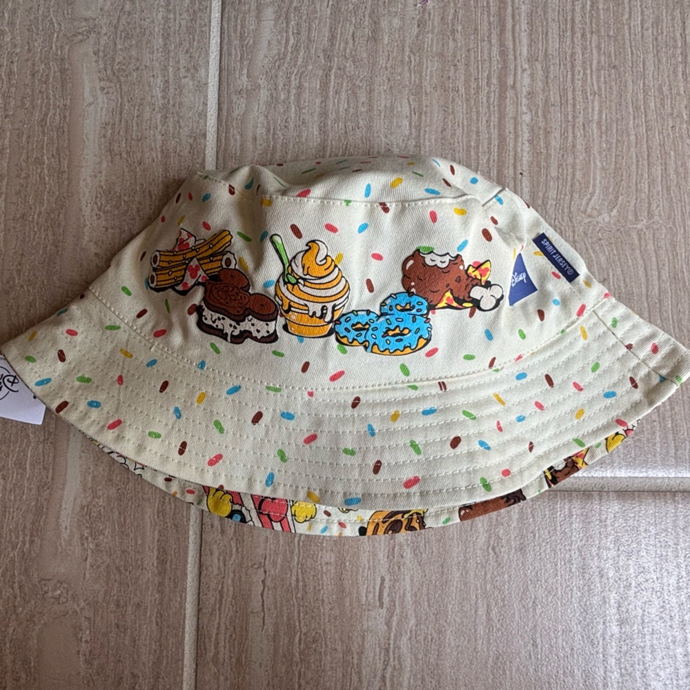 Disney Parks Eats Snack & Food Print Reversible Spirit Jersey Bucket Hat NWT